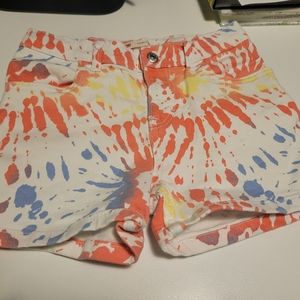 Kids tie dye Levi shorts